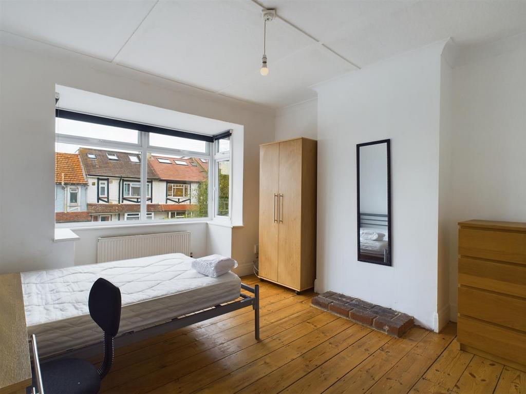 CAM02534 G0-PR0380-STILL001.jpg