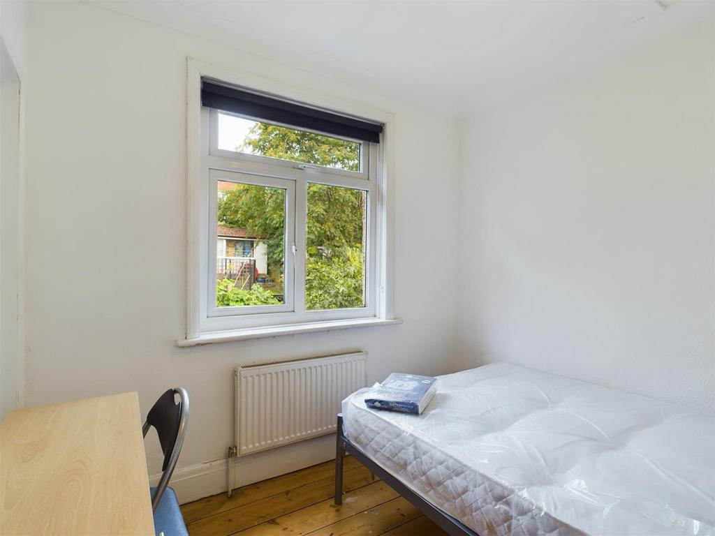 CAM02534 G0-PR0380-STILL011.jpg