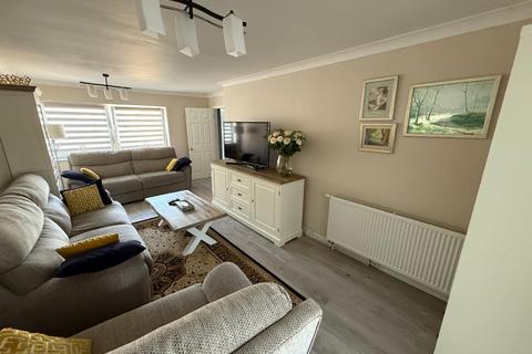8 Garfield Close, Swindon, SN3 6BZ