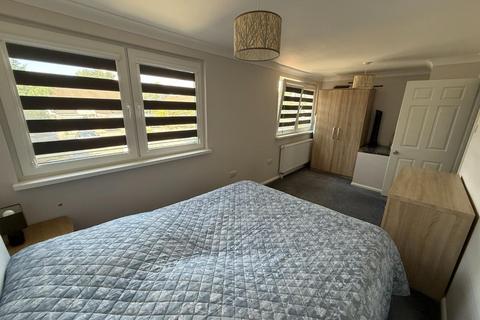 8 Garfield Close, Swindon, SN3 6BZ