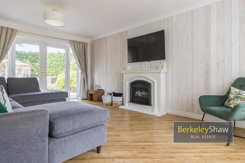 26 Stapleton Road Formby L372 YN 026.jpg