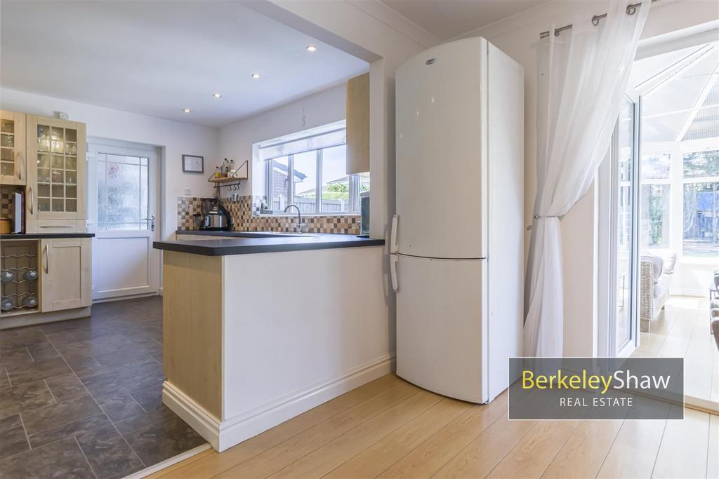 26 Stapleton Road Formby L372 YN 039.jpg