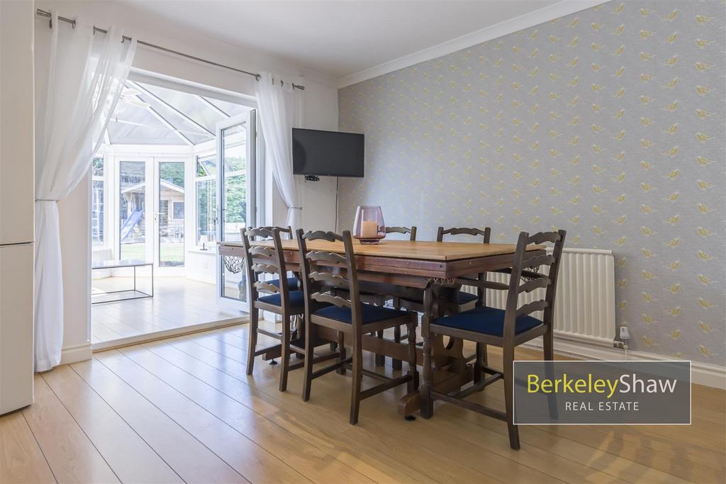 26 Stapleton Road Formby L372 YN 040.jpg