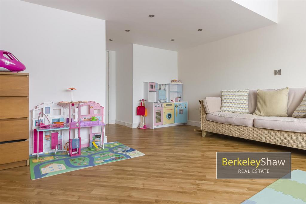 26 Stapleton Road Formby L372 YN 037.jpg