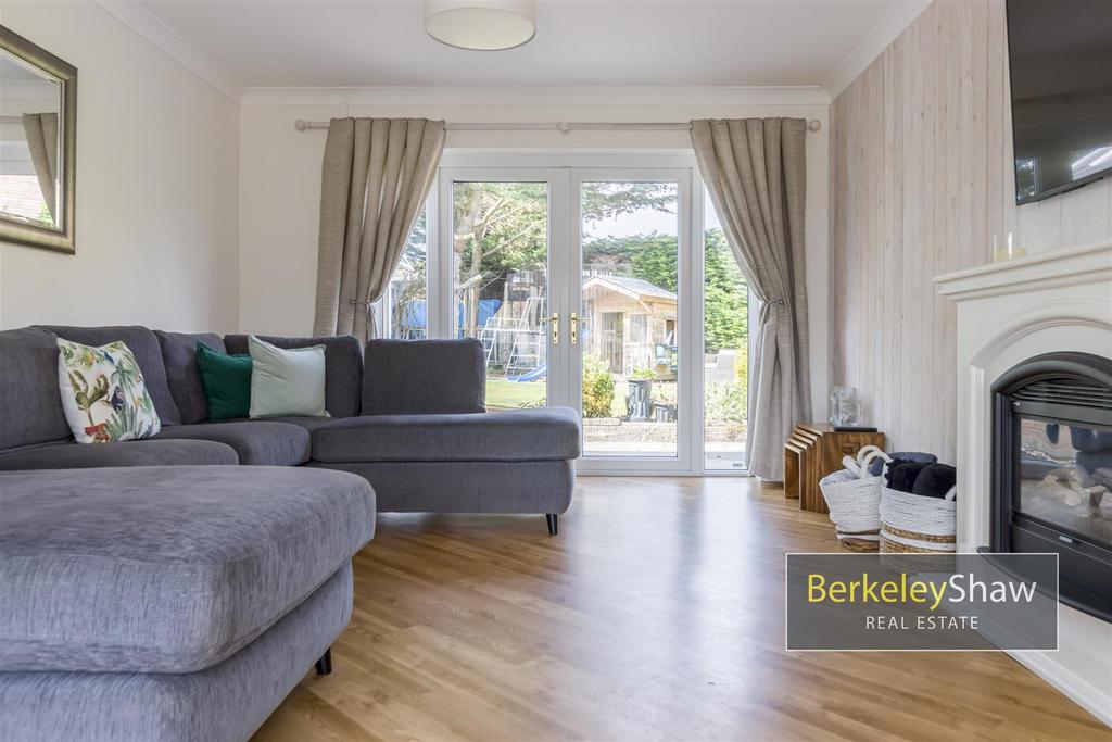 26 Stapleton Road Formby L372 YN 027.jpg
