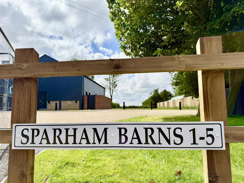 Sparham Barns