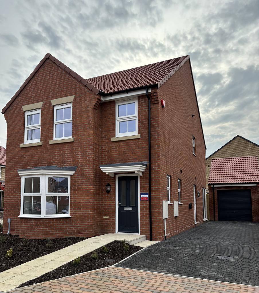 Rockingham Exterior