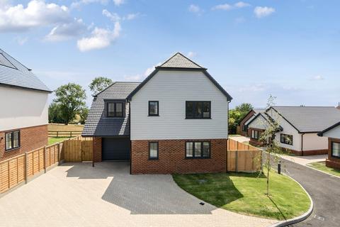 4 bedroom detached house for sale, Willow Close, Chequers Road, Minster on Sea, Sheerness, ME12