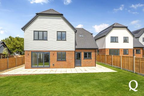 4 bedroom detached house for sale, Willow Close, Chequers Road, Minster on Sea, Sheerness, ME12