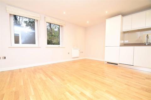 1 bedroom apartment for sale, Old Lodge Place, St Margarets Village