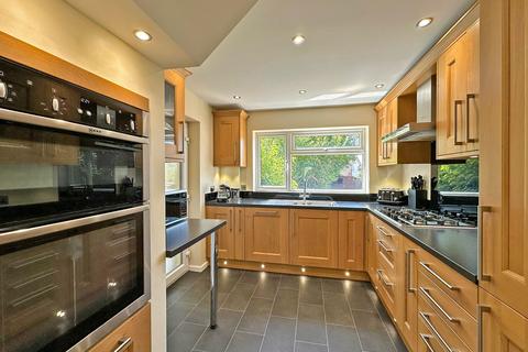 7 Aylesford Close, Dudley, DY3 3QB