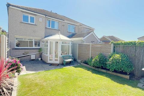 3 bedroom semi-detached house for sale, Robin Close, Eccleshill, Bradford, BD2