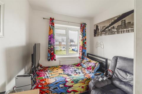 80 Allington Road, Paddock Wood, Tonbridge, TN12 6AN