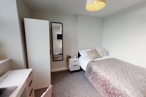 3 bedroom flat to rent, Whiteladies Road, Bristol BS8