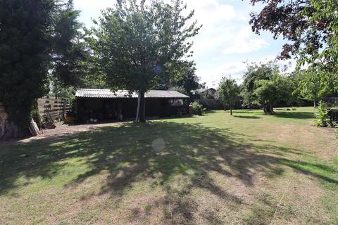 2 bedroom detached bungalow for sale, South End, Seaton Ross, York
