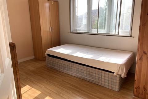undefined, Hounslow, Middlesex TW3
