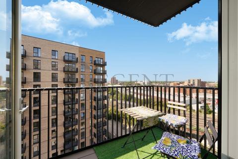 1 bedroom apartment for sale, Forastero House, Hayes, UB3