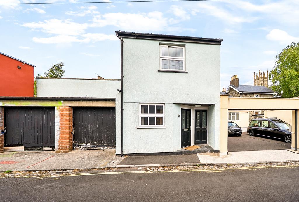 1299283 2 6837056...