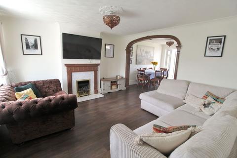 35 Grampian Way, Eastham, Wirral, CH62 8EN