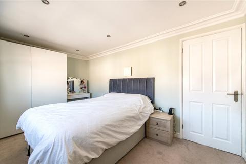 125 Colyer Road, Northfleet, Gravesend, DA11 8AZ