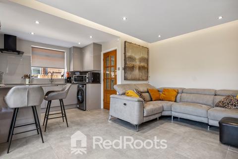 15 Jossey Lane, Scawthorpe, Doncaster, DN5 9DB