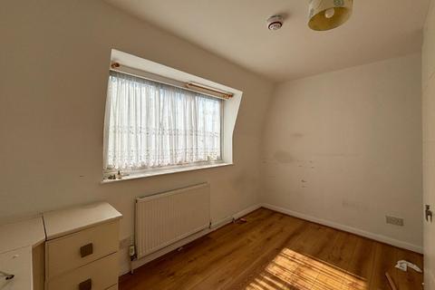 4 bedroom end of terrace house for sale, 191C Burnt Ash Hill, Lee, London, SE12 0QF