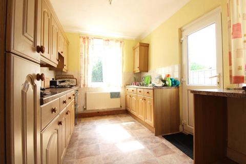 3 bedroom semi-detached house for sale, Levington Road, Ipswich