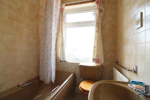 3 bedroom semi-detached house for sale, Levington Road, Ipswich