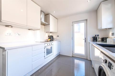377 Valley Drive, Gravesend, DA12 5TA