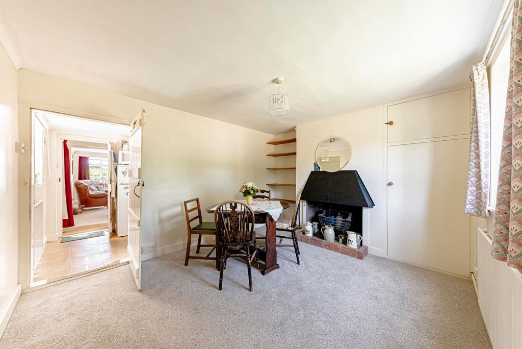 Dining Room (4)