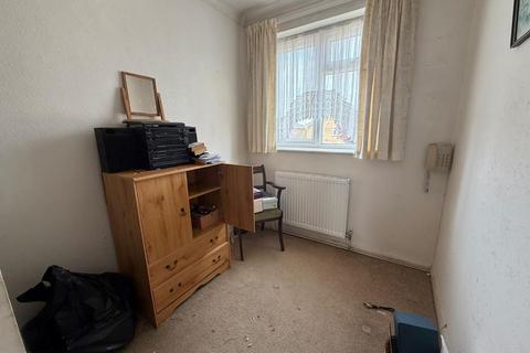 3 bedroom terraced house for sale, 34 Church Road, Benfleet, Essex, SS7 4BP