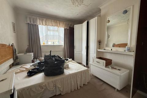 34 Church Road, Benfleet, SS7 4BP