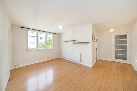 1 bedroom flat for sale, St. Margarets Road, London TW1