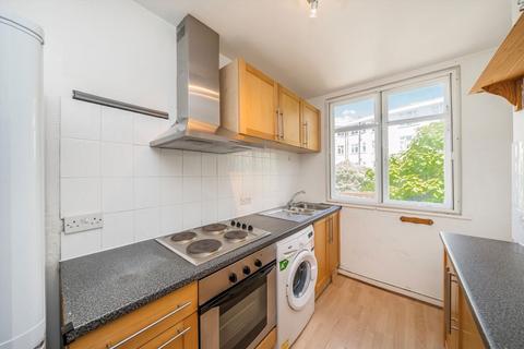 1 bedroom flat for sale, St. Margarets Road, London TW1
