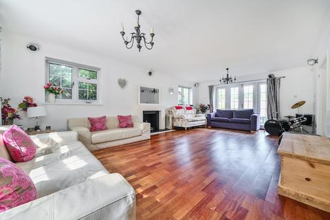 Mapaulin Westbury Road, Bromley, BR1 2QB