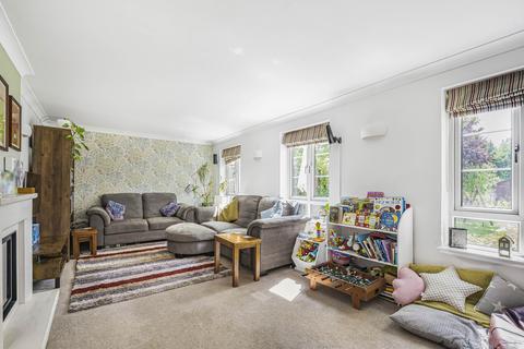 3 bedroom end of terrace house for sale, Whitethorn, Welwyn Garden City, Hertfordshire, AL7