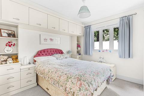 3 Dunnell Close, Sunbury-on-thames, TW16 6PX