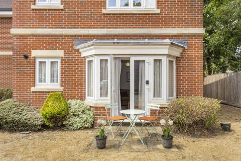 3 Dunnell Close, Sunbury-on-thames, TW16 6PX