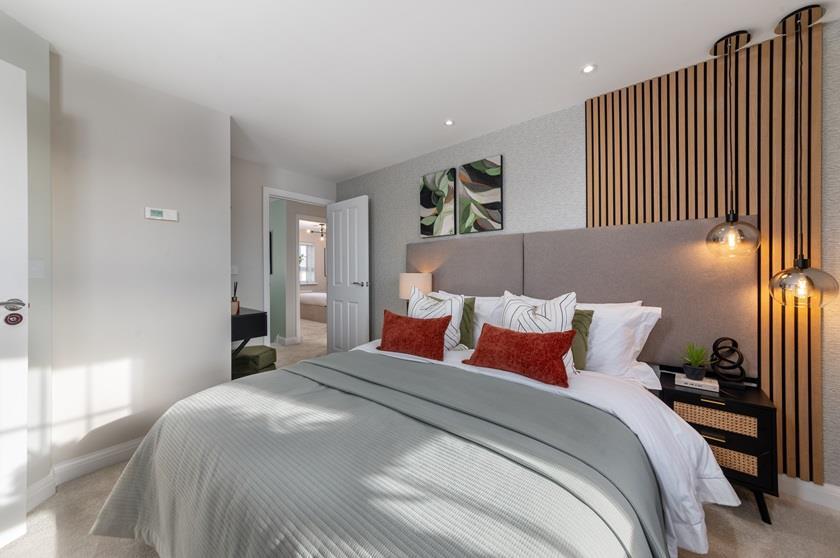 Kirkdale main bedroom.jpg