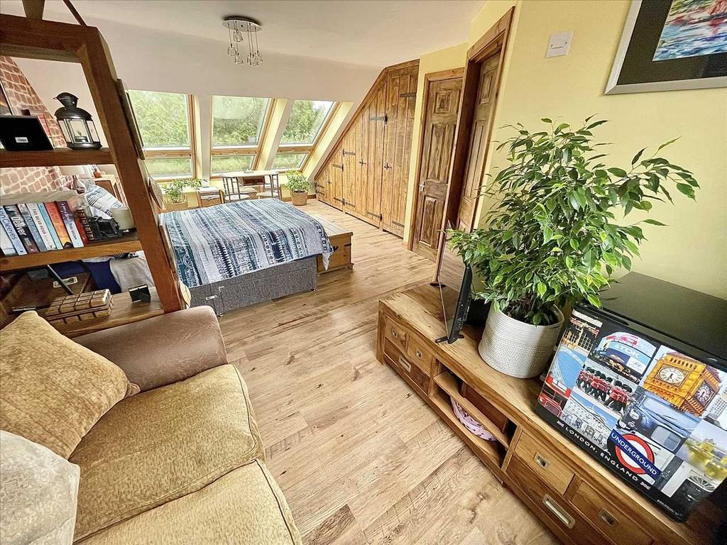 Bedroom no. 1