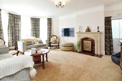 6 bedroom detached house for sale, Stroud, Petersfield, Hampshire, GU32