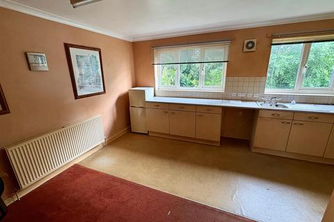 3 bedroom semi-detached house for sale, Ascot Drive, Horton Bank Top, Bradford