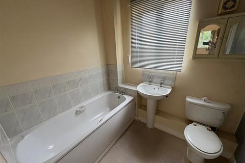 3 bedroom semi-detached house for sale, Ascot Drive, Horton Bank Top, Bradford