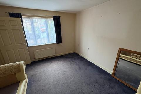 3 bedroom semi-detached house for sale, Ascot Drive, Horton Bank Top, Bradford