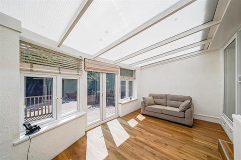 12 Harford Road, London, E4 7NQ