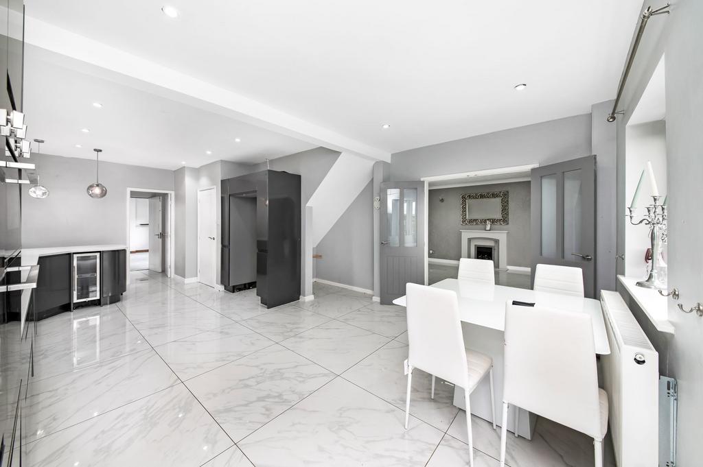 Open plan dining kitchen