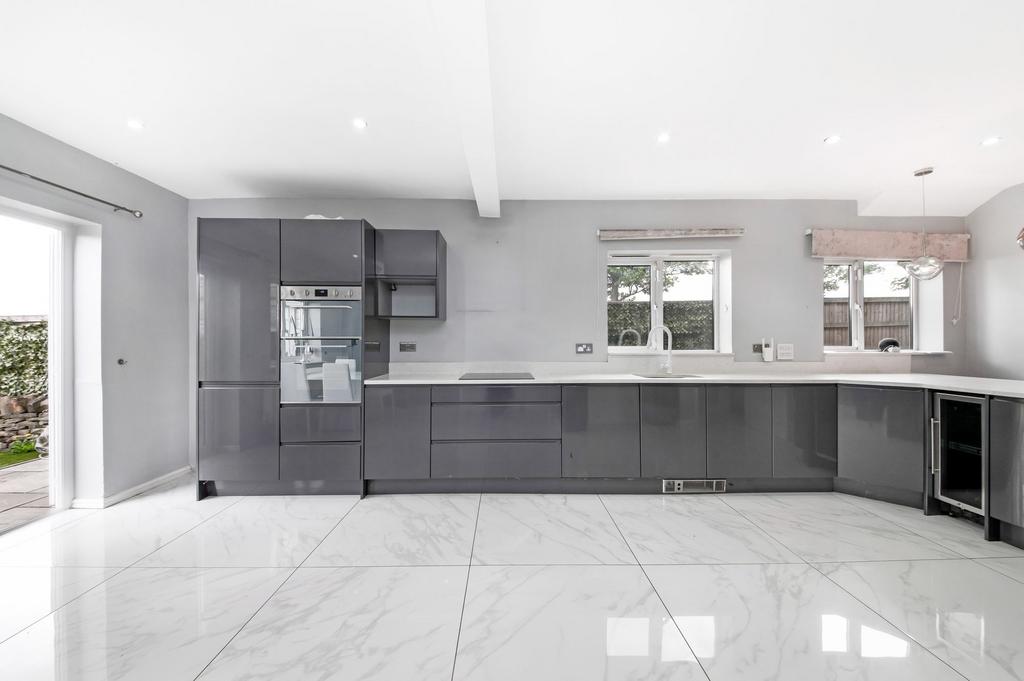 Open plan dining kitchen