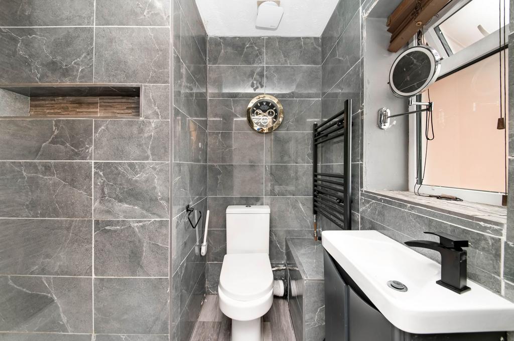 Bedroom two en suite shower room
