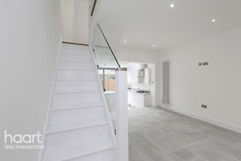 68 Lancaster Road, Walthamstow, London, E17 6AJ