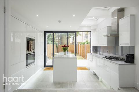 68 Lancaster Road, Walthamstow, London, E17 6AJ